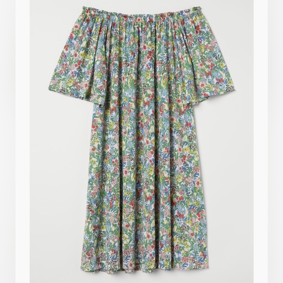 off the shoulder floral maxi dress Lana Maxi Dress in Light Pink Floral UK10 / Soft Pink